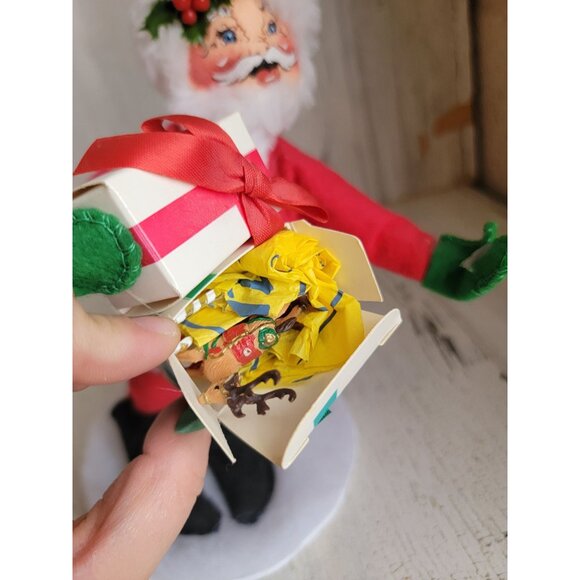 Annalee Santa gift box rocking‎ horse xmas home decor vintage - Picture 3 of 7
